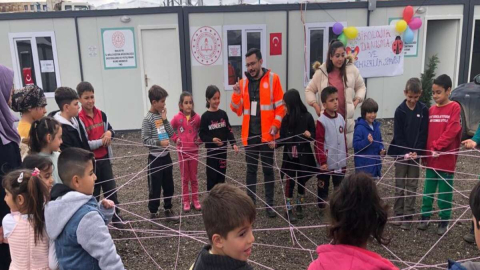 "2 MİLYON 700 BİN ÖĞRENCİ VE VELİYE PSİKOSOSYAL DESTEK SAĞLADIK"