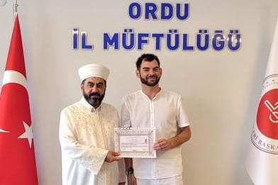 ALMAN TURİST ORDU’DA MÜSLÜMAN OLDU