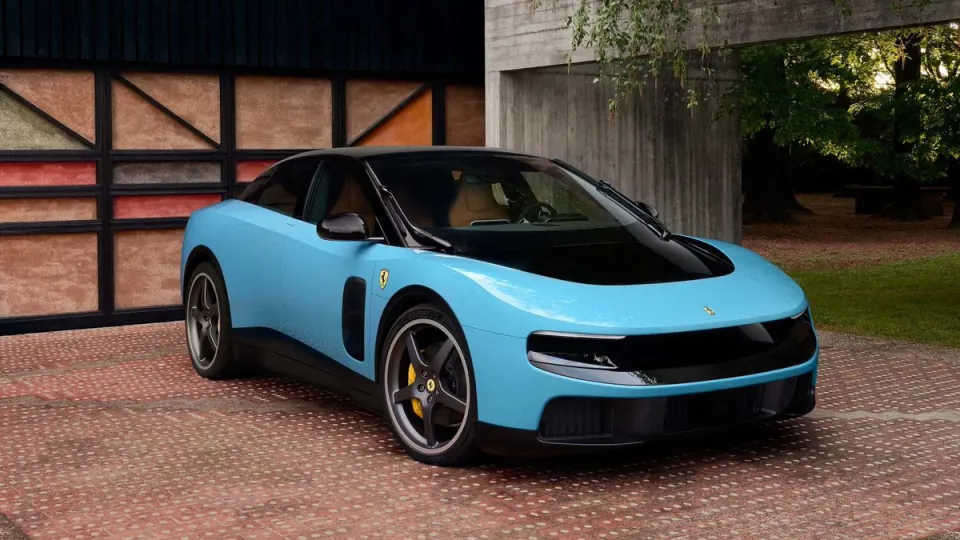 Ferrari’nin ilk tamamen elektrikli otomobili Luce, Türkiye’ye gelirse ülkedeki en ucuz Ferrari olabilir!