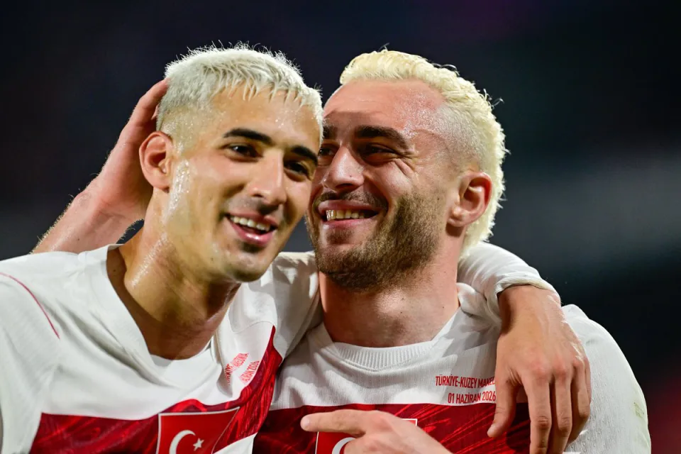 Mert Müldür: "4-0, çok güzel geçti. Sakatlık da olmadı. En önemlisi bu. Çok güzel bir şekilde çalışmalarımızı sürdürüyoruz. Dünya Kupası’na en iyi şekilde hazırlanıyoruz. Yavaş yavaş heyecan da gelmeye başladı. Dört g...