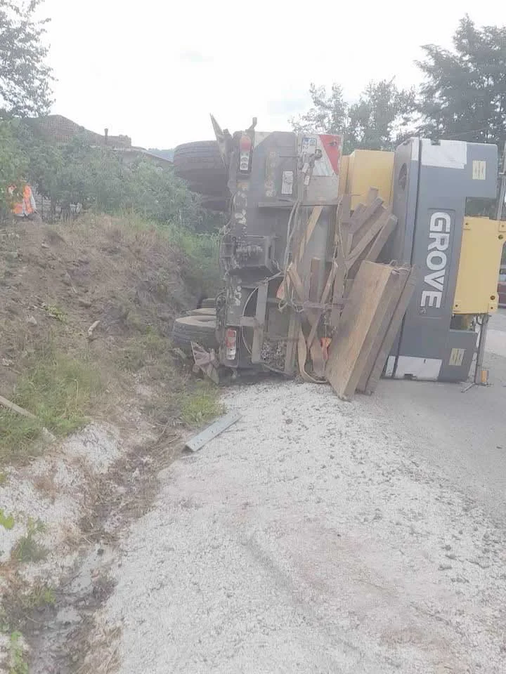 Vinç Devrildi,  1 Kişi Yaralandı