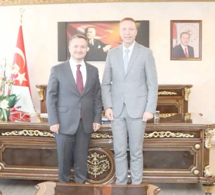 Başkan Özdemir’den  Kaymakam Böke’ye Ziyaret
