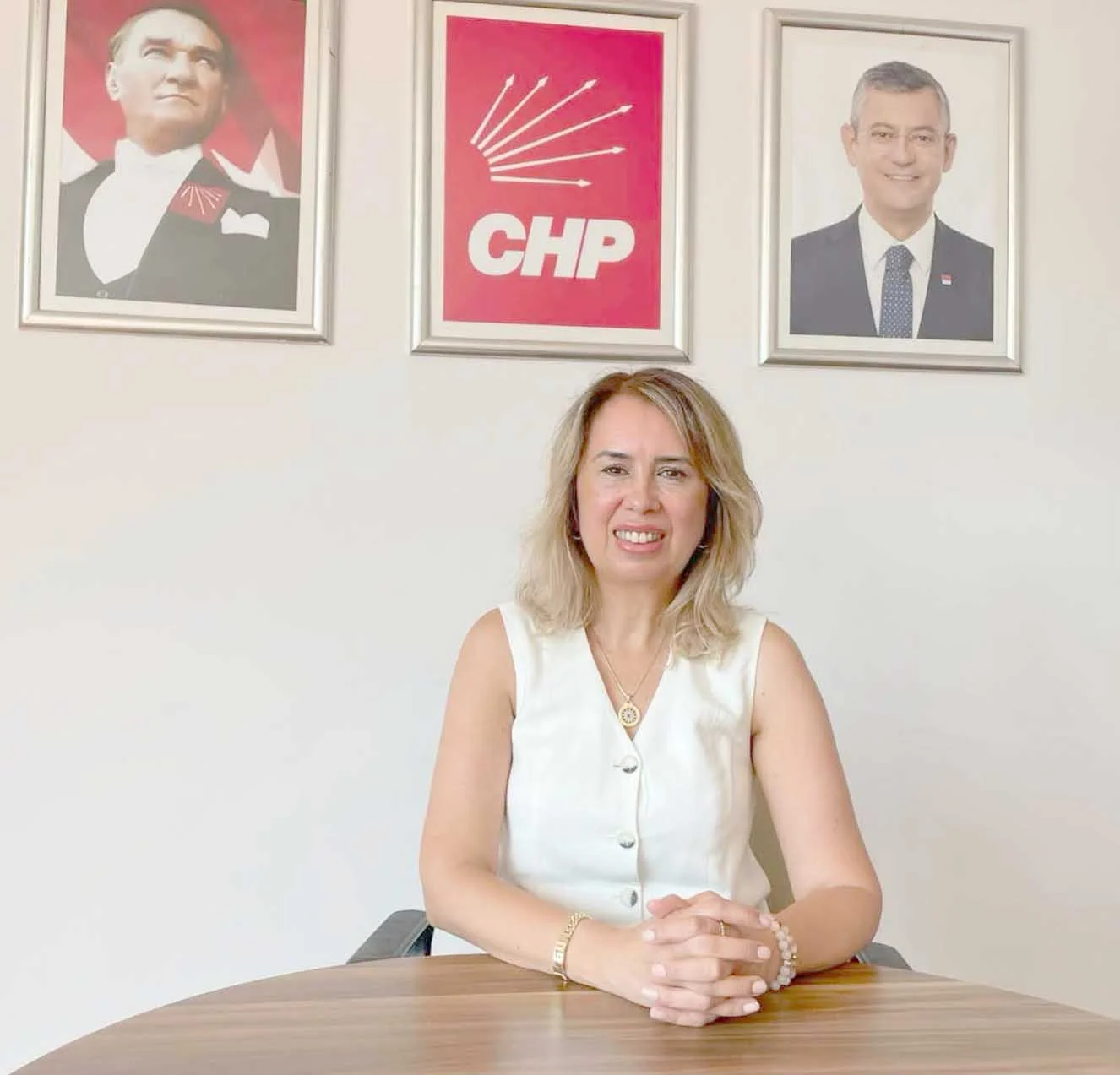 CHP Ordu Kadın Kolları’nda  Başkan ve Yönetim Görevden Alındı