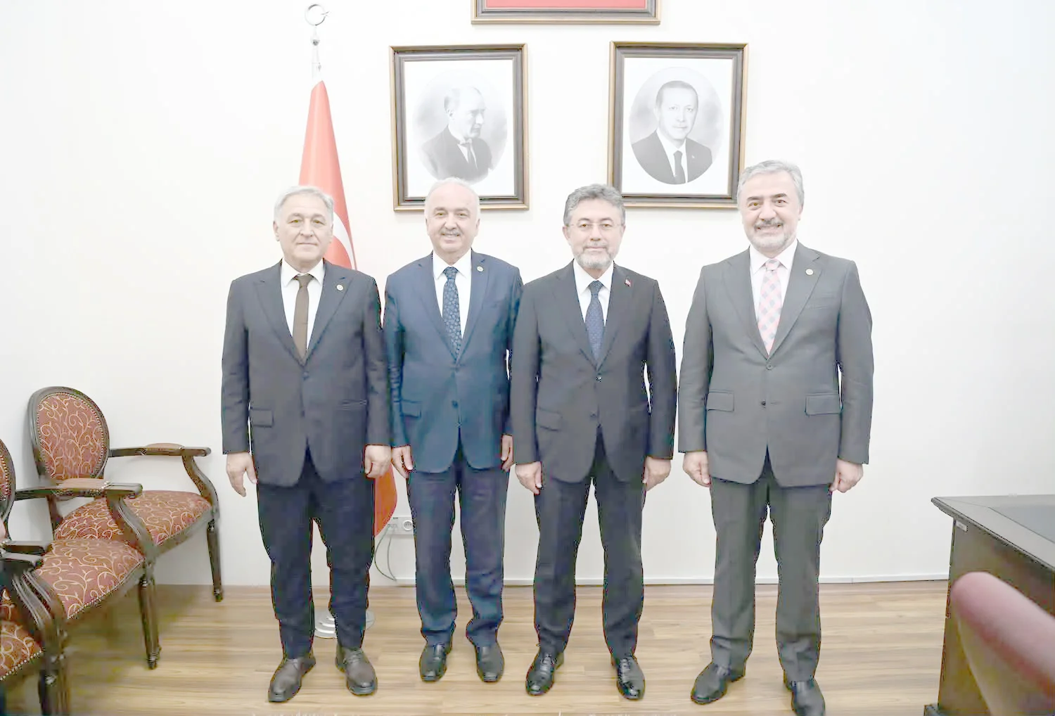 “ÜRETİCİYİ GÜLDÜRECEK FİYAT GELİYOR”